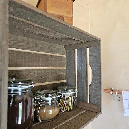 Alpstuga Tiny House La Cavalerie, Au Milieu Des Chevaux ! Annouville-Vilmesnil